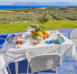 3 bedroom villa with pool, Scopello, sleeps 6